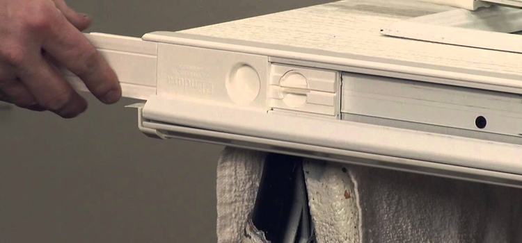 aluminum storefront door repair Castaic