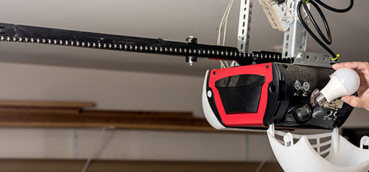 automatic garage door opener repair in Castaic