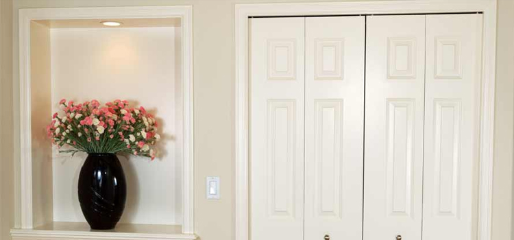 residential closet door repair in Castaic